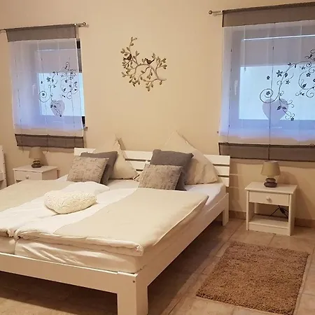 Apartment Eifel-dream-zingsheld *